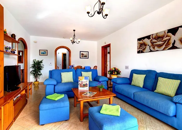 Roser Villa Ciutadella